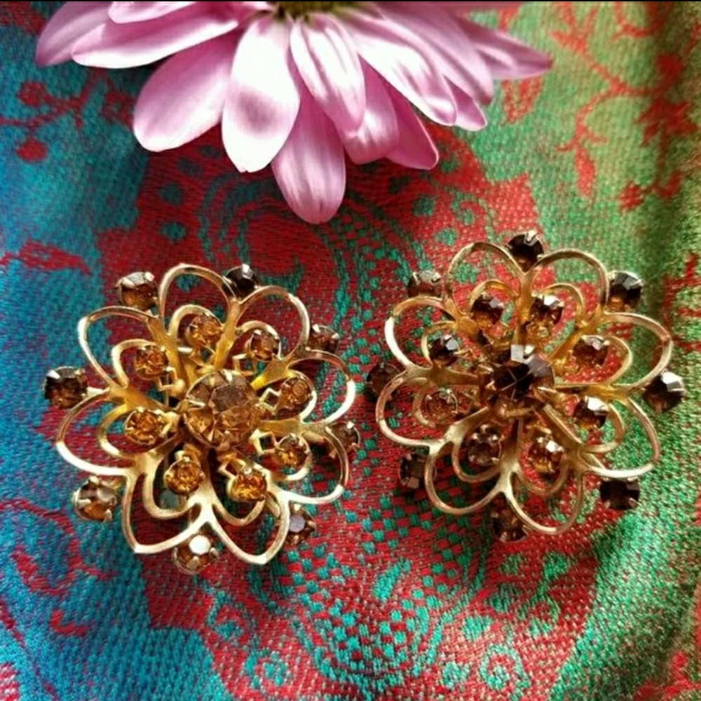 Vintage brooch set of 2 amber rhinestones gold tone pin retro